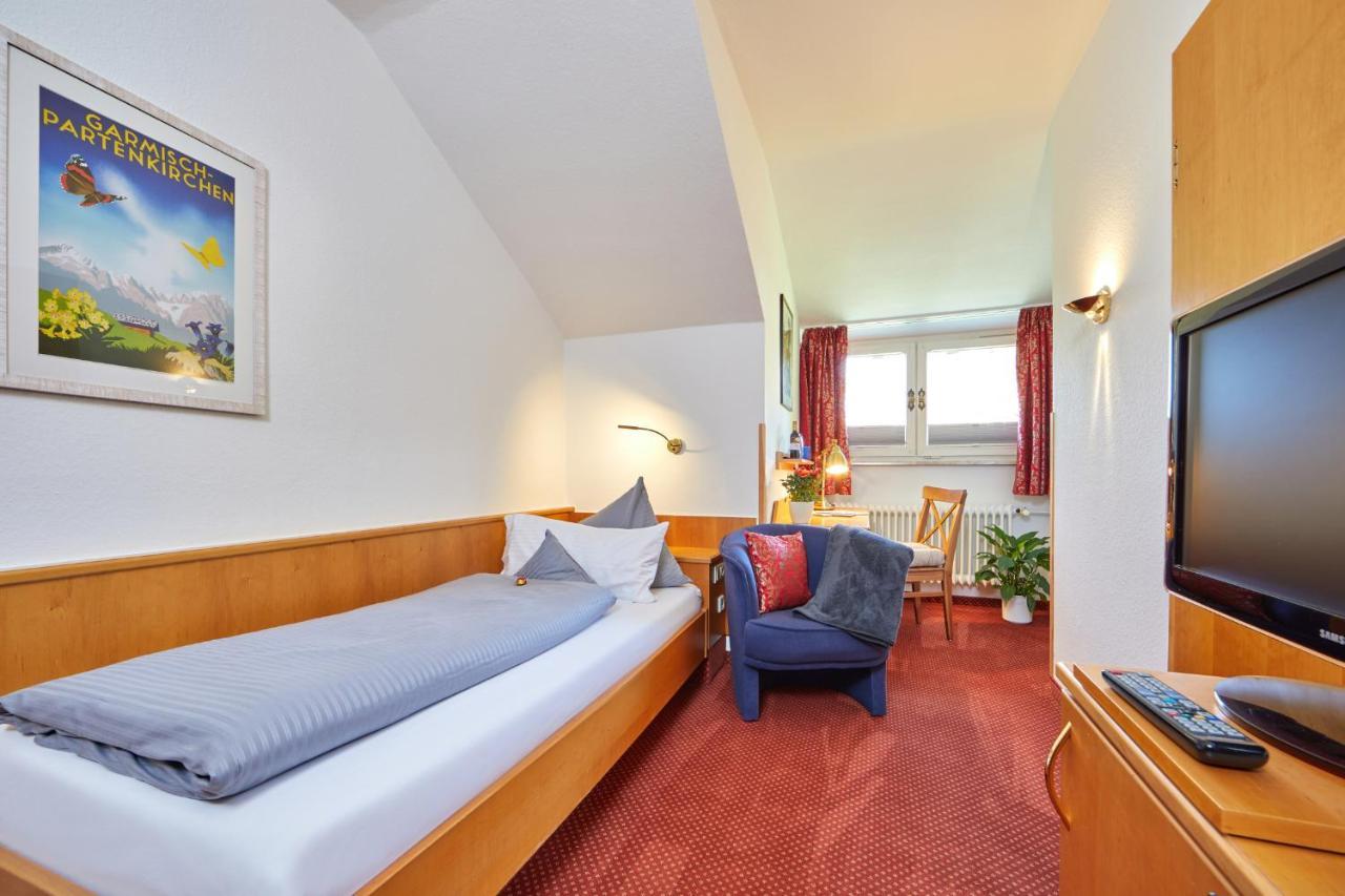 Aschenbrenner Hotel 3*